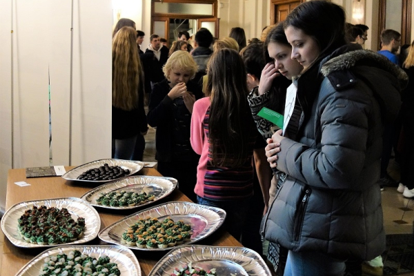 První den Týdne vědy a techniky patřil potravinám budoucnosti